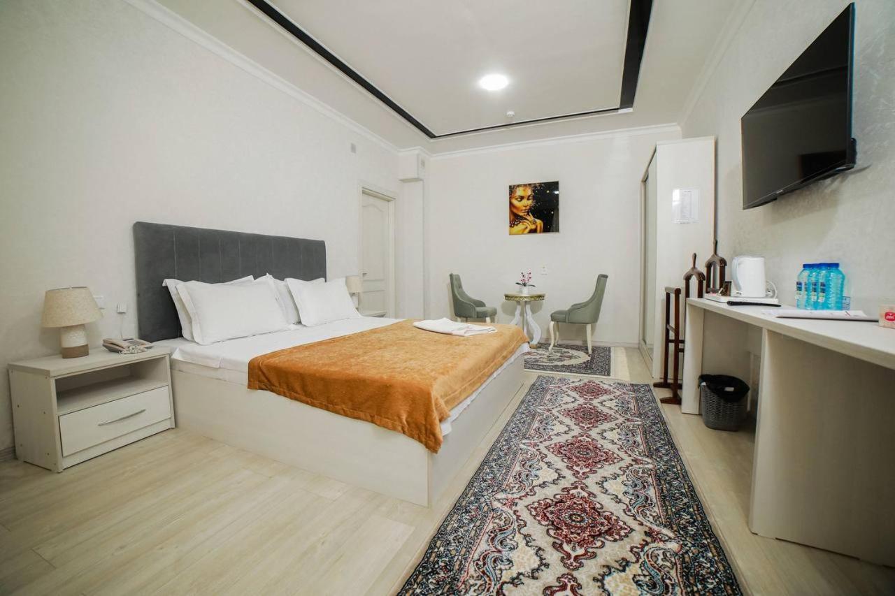 Gold Palace Термиз Екстериор снимка