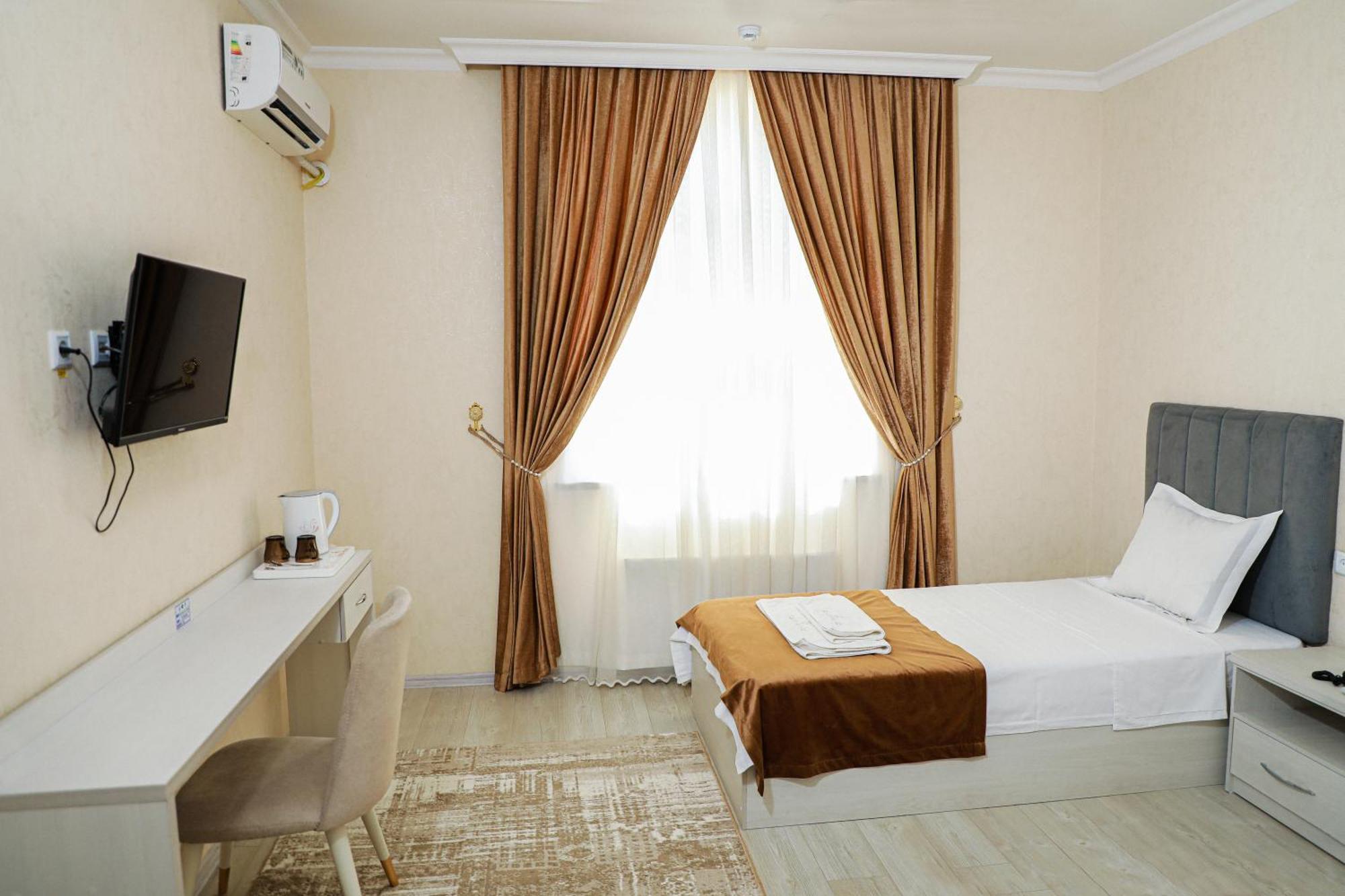 Gold Palace Термиз Екстериор снимка